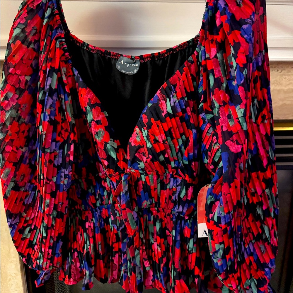 Colorful Arula Top